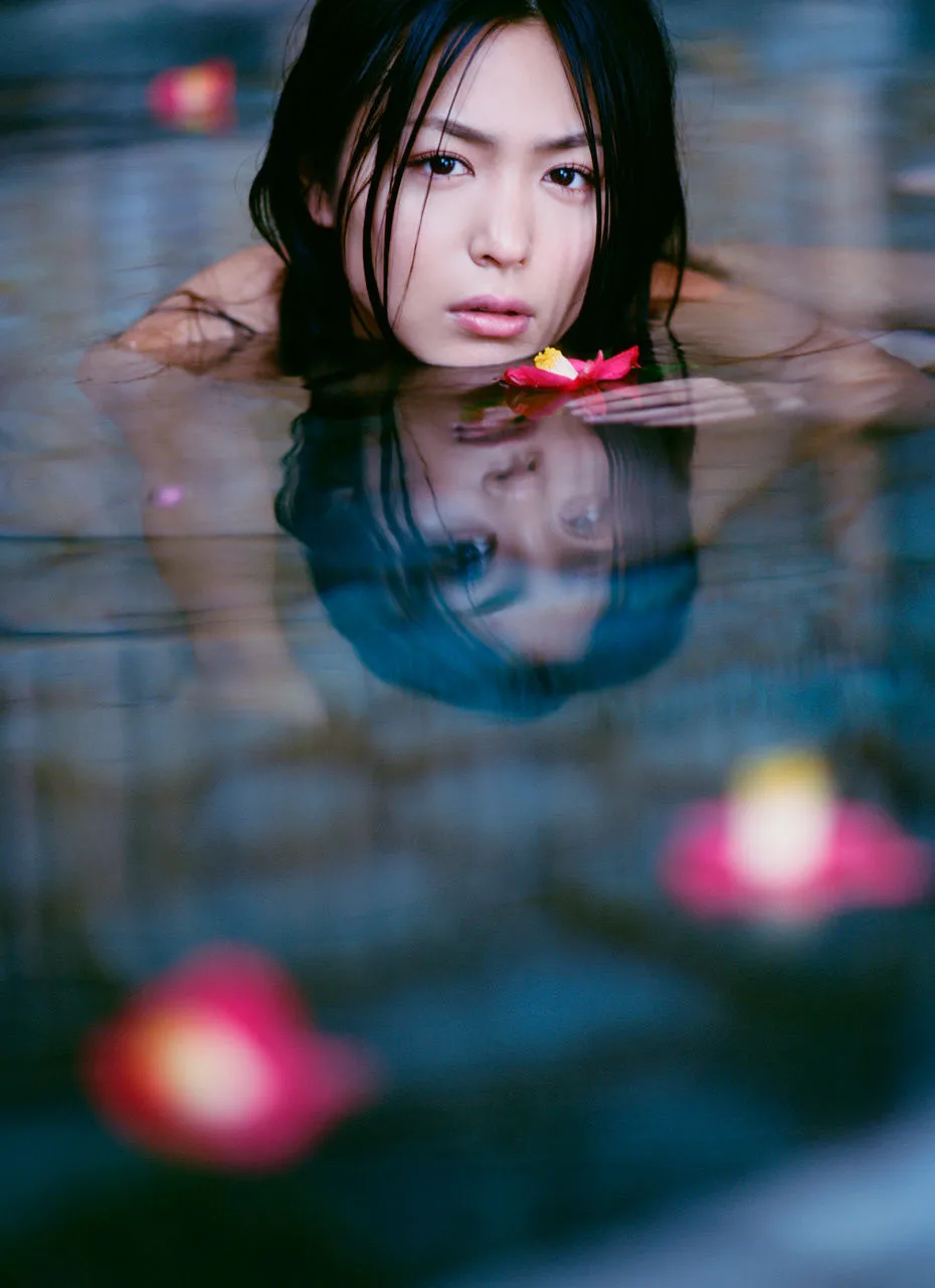 [Image.tv] Album ảnh "Quý cô áo đen" của Yuki Kawamura - 40
