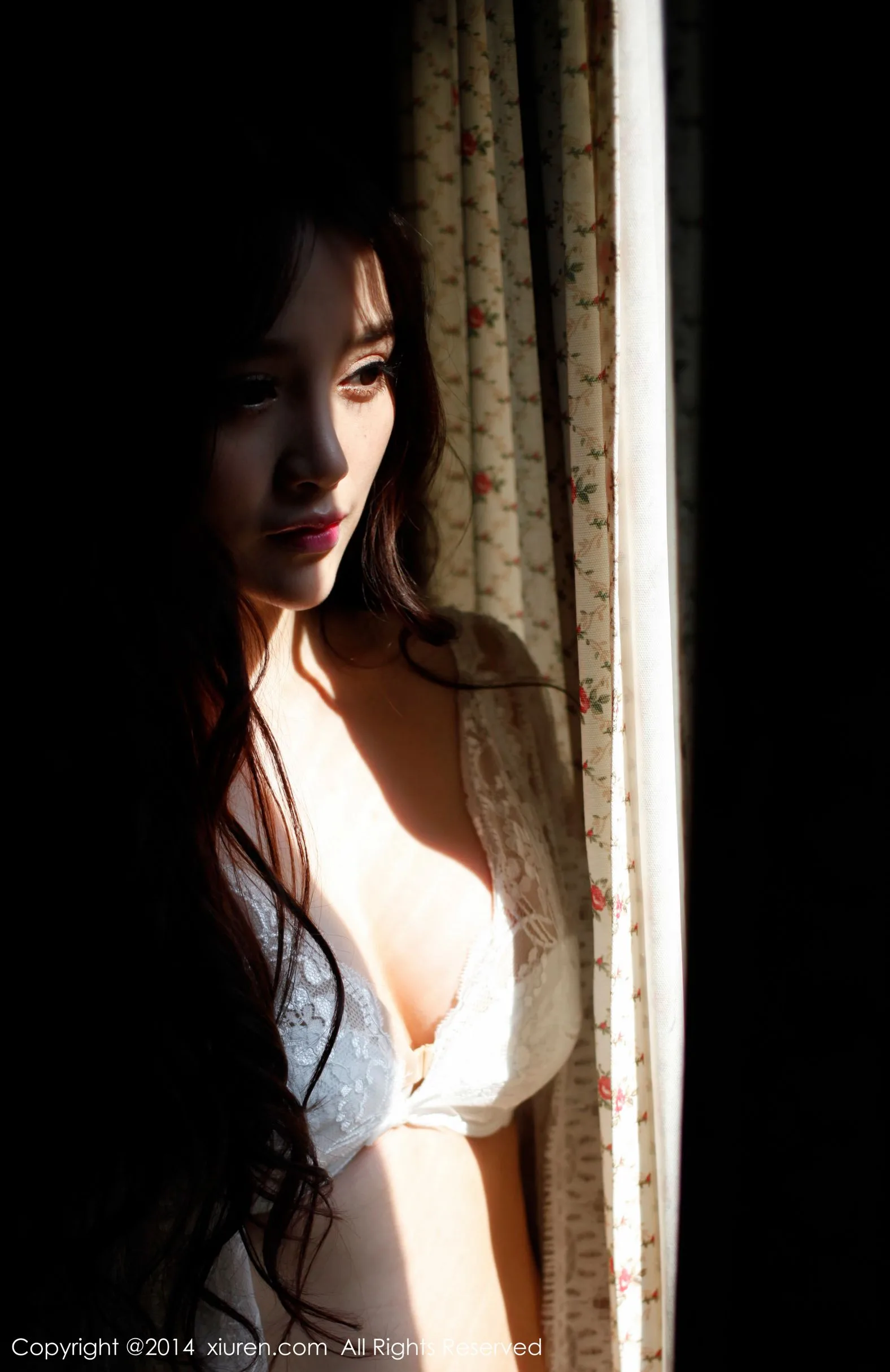 [XIUREN秀人网] Gao Liu MilkCat - Ảnh chụp lúc ngủ + Bộ đồ ngoài trời màu hồng - 53
